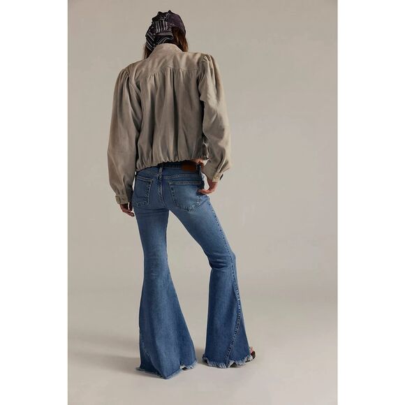Free People We The Free Emre Low-Rise Flare Jeans - Picture 5 of 12